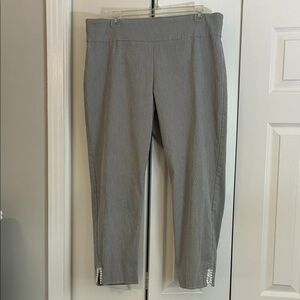 Crown & Ivy Cropped Dress Pants with cuff detail. Size 16 W